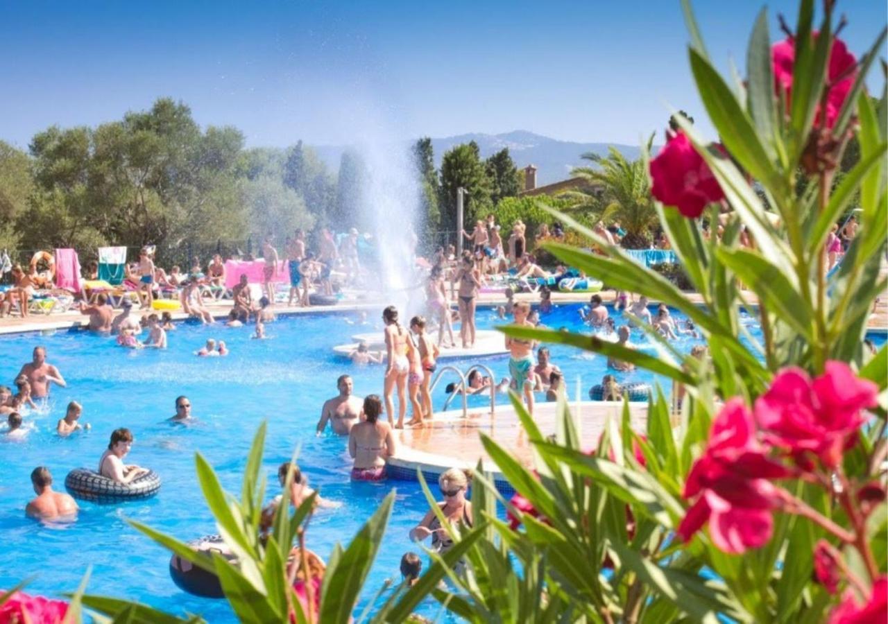 Castell Montgri - Mobile Homes By Lifestyle Holidays Л'Эстартит Экстерьер фото