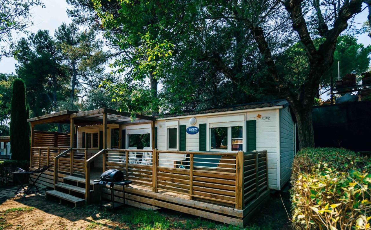 Castell Montgri - Mobile Homes By Lifestyle Holidays Л'Эстартит Экстерьер фото